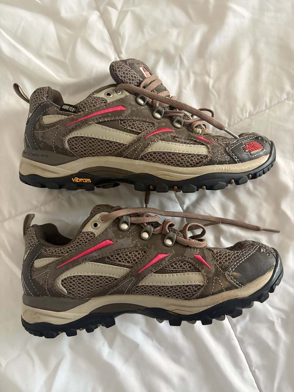 The North Face Women's Hedgehog GTX XCR III Gore-Tex Vibram Hiking Shoes Size 8